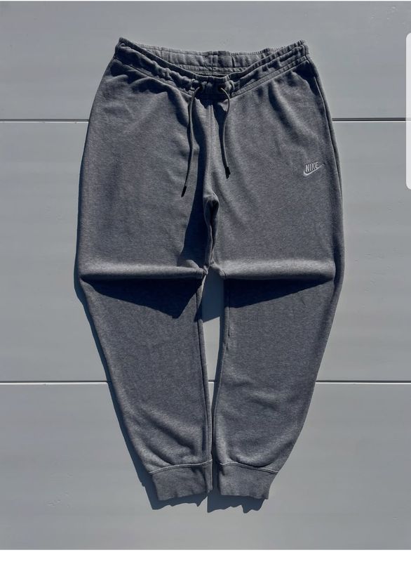 Nike Joggers 1