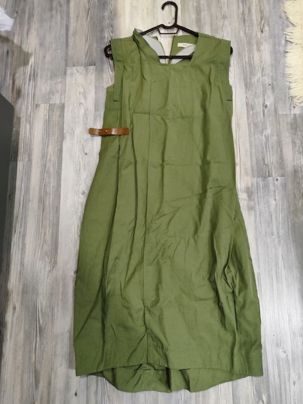 Green dress 2