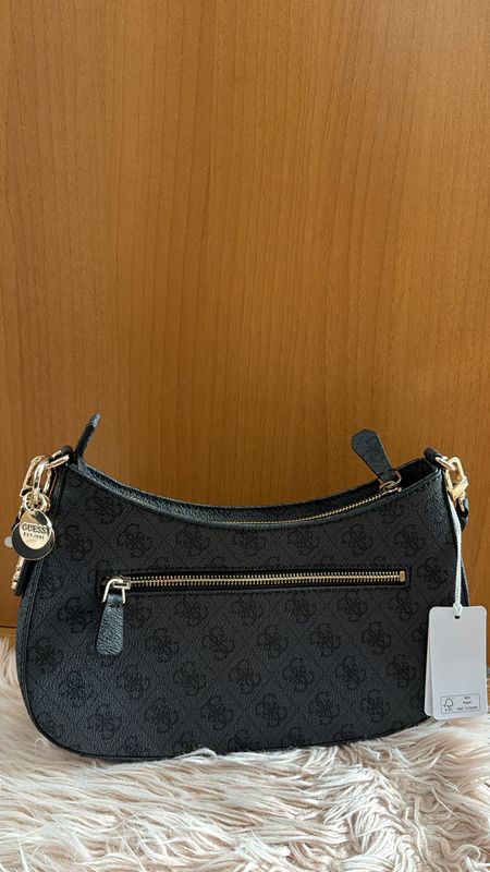 Guess Bag 2