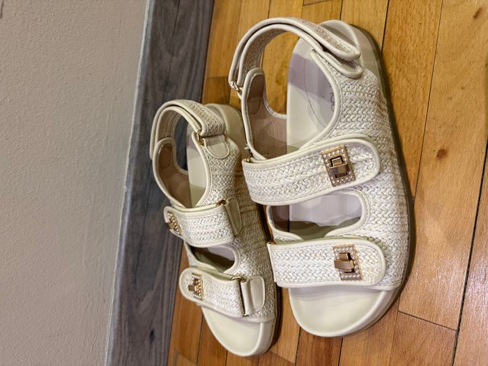 Sandale Derimod nr 39 2