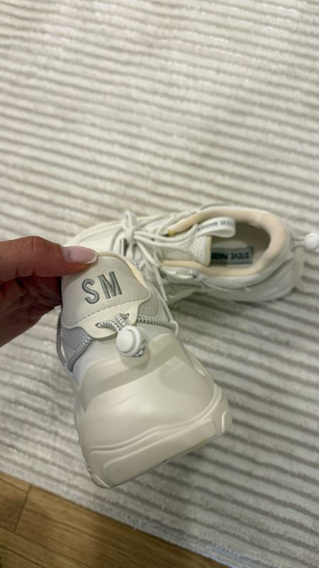 White Sneakers  3