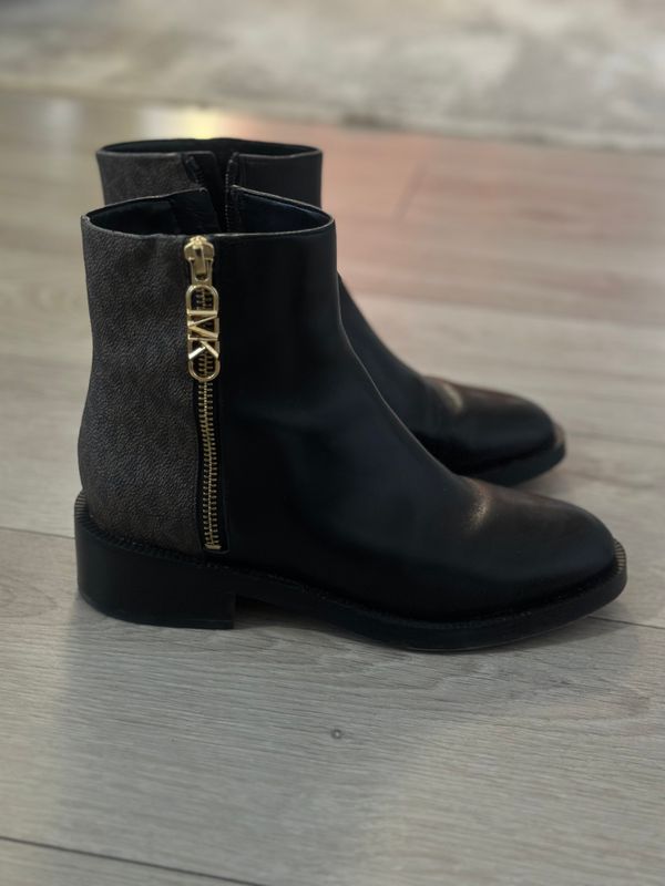 Michael Kors Ankle Boots 1