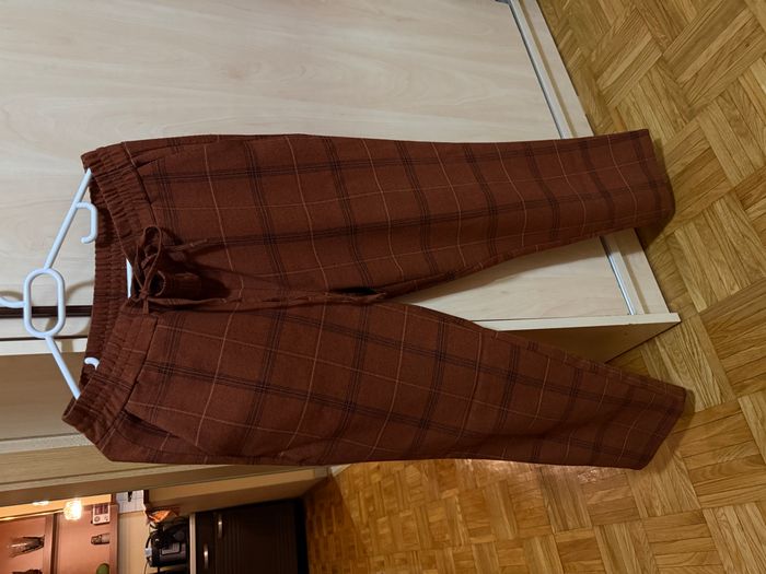 Pantolla dimeror  1