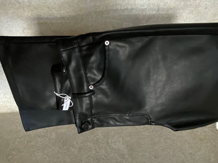 Pantollona lekure 2
