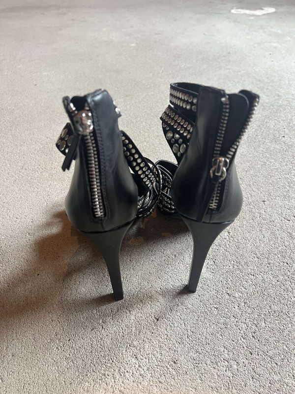 Zara 3