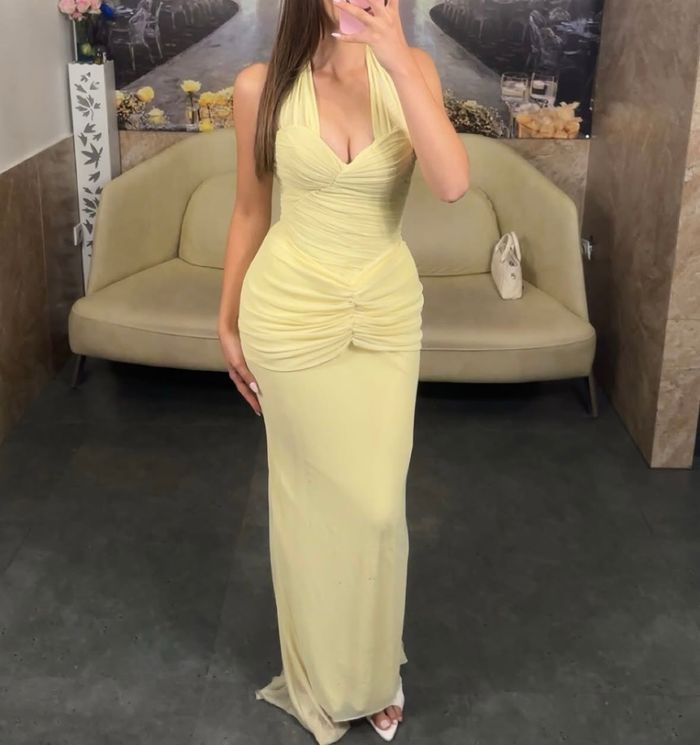 Elegant Pale Yellow Ruched Evening Gown 1