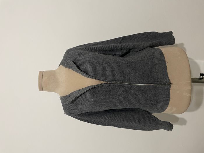 Women’s Knitted Zip-Up Cardigan | Soft, Warm & Classic Fit 2