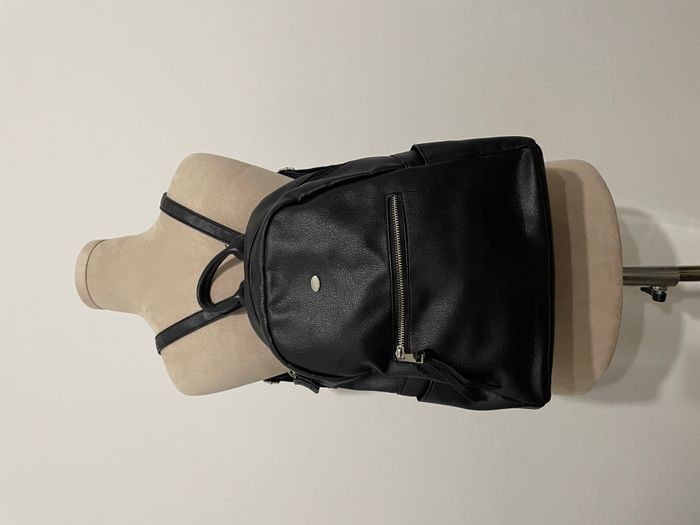 Classic Black Leather Backpack 2