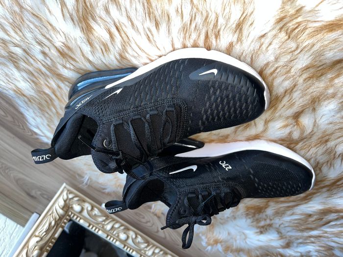 Atletet Nike Air Max 270 3
