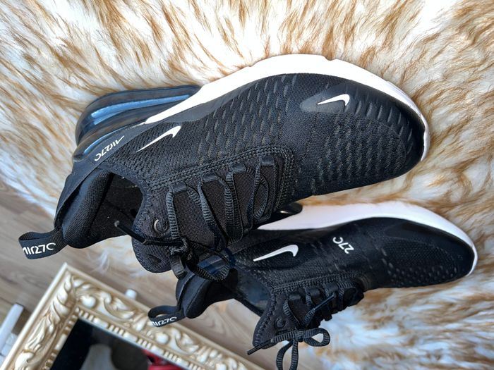 Atletet Nike Air Max 270 2