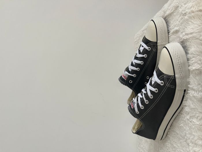 Converse 1