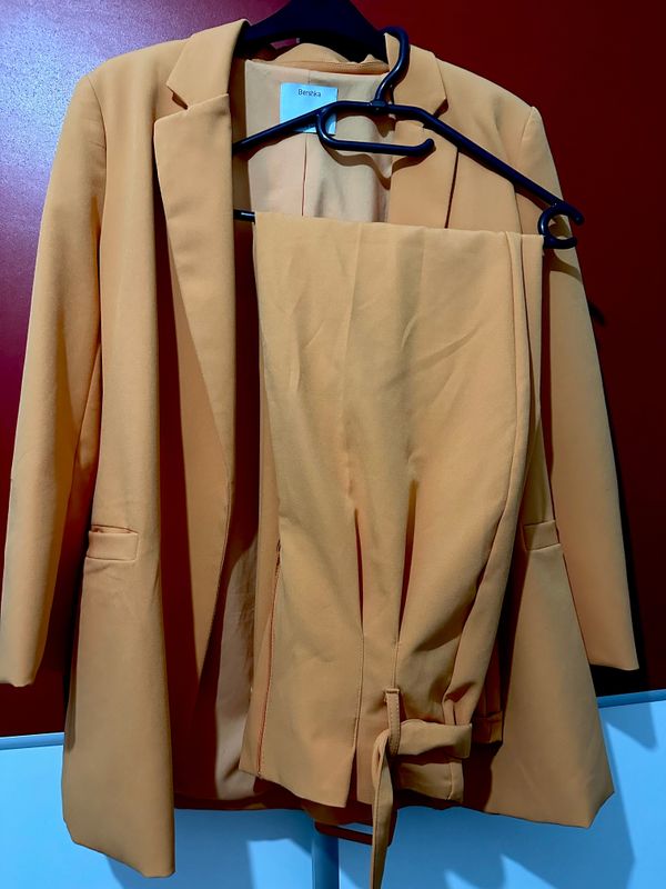 Komplete Bershka 1