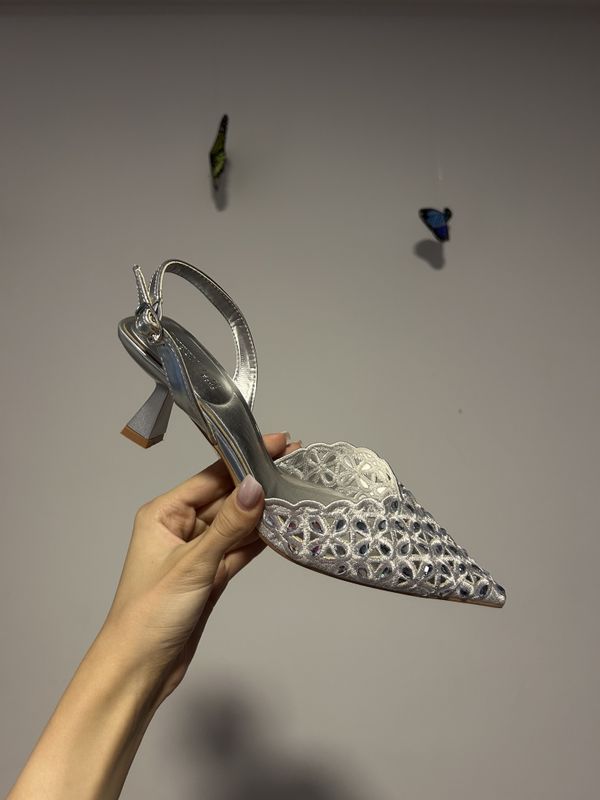 Heels 2