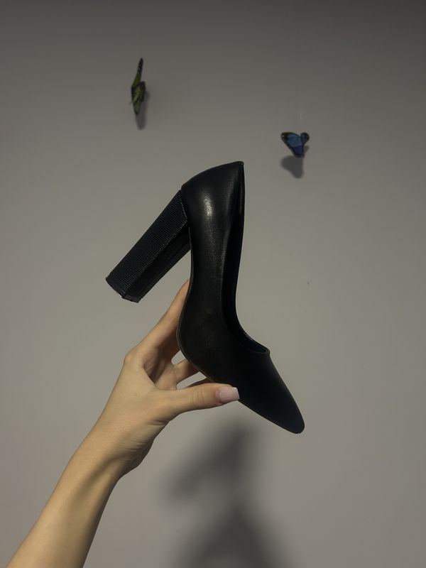 Office black heels 3