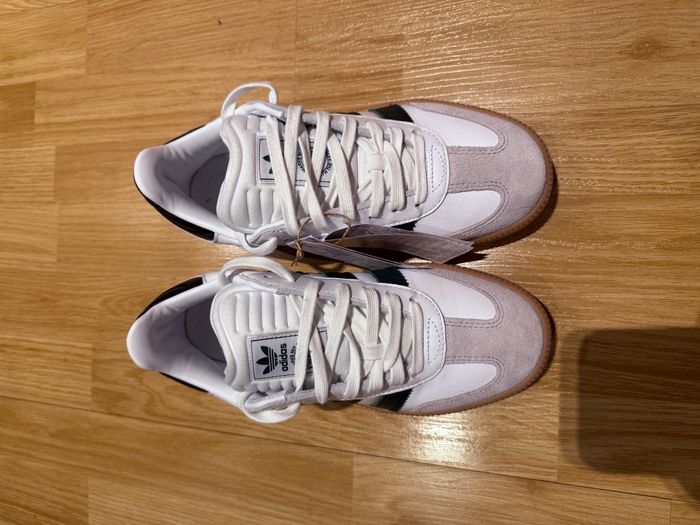 Adidas  2