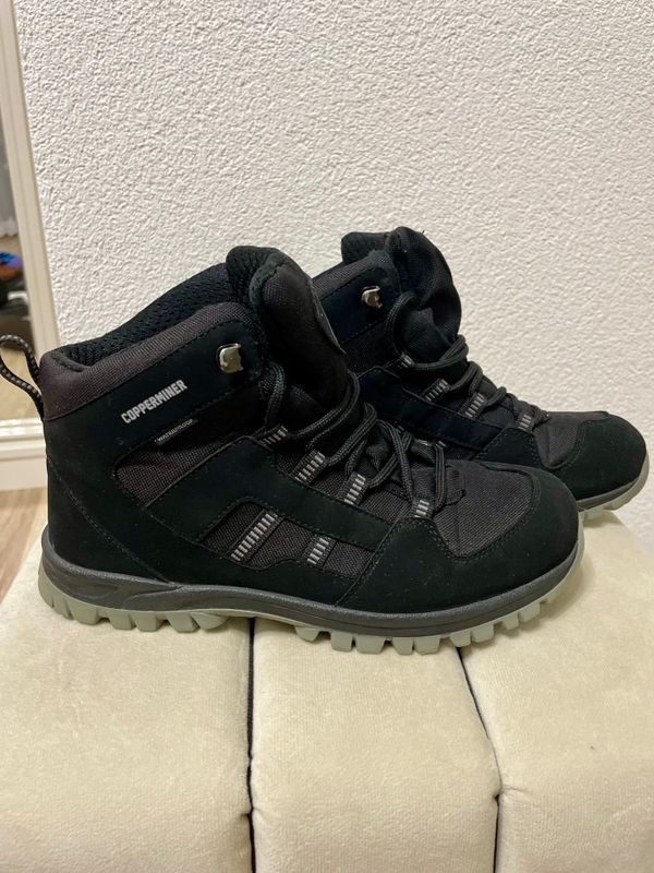 Outdoor boots 4