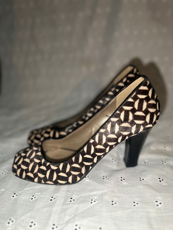 Heels  2