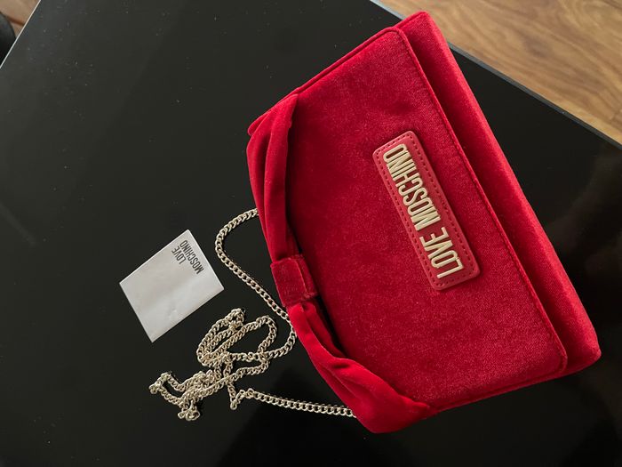 Cante origjinale Moschino 1