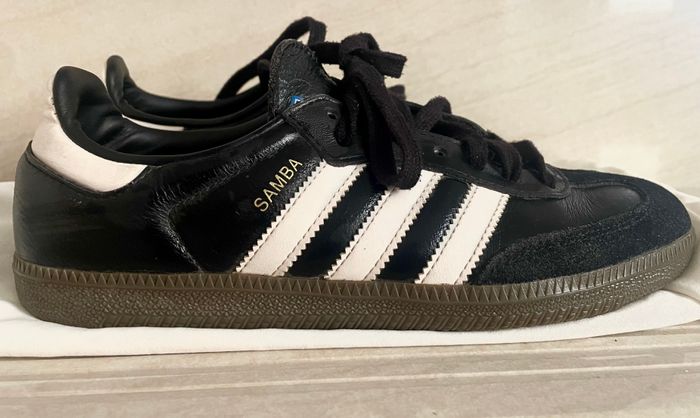 Samba OG black and white 3