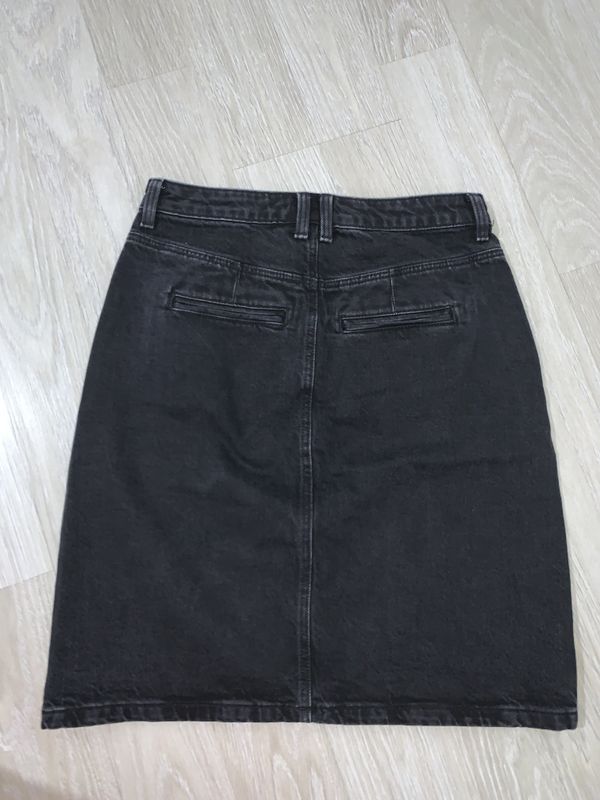 Washed Effect Black Skirt  2