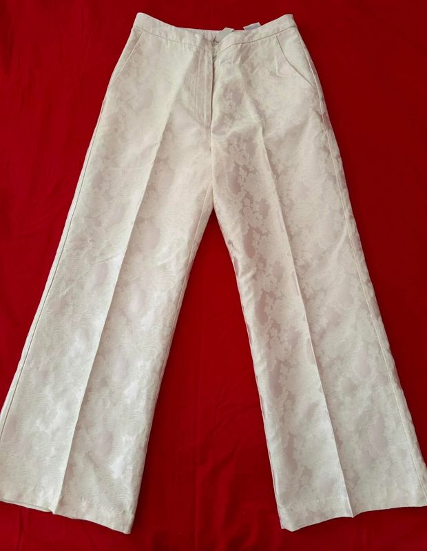 H&M Pantollona me Dizajn  2