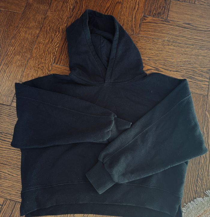 Cropped Hoodie 1