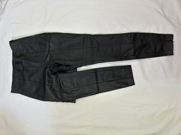 Pantollona 1