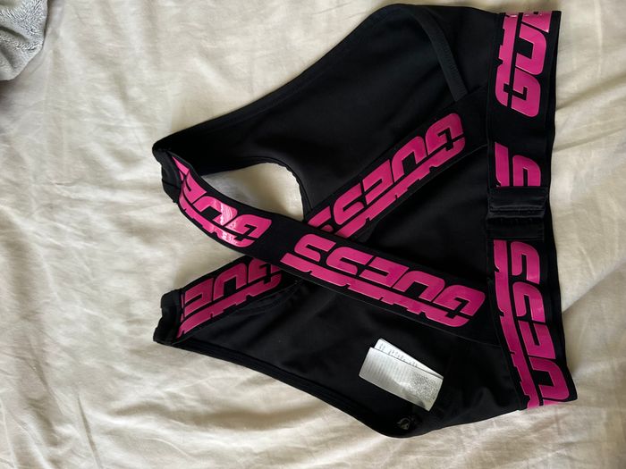 Guess sports bra 2