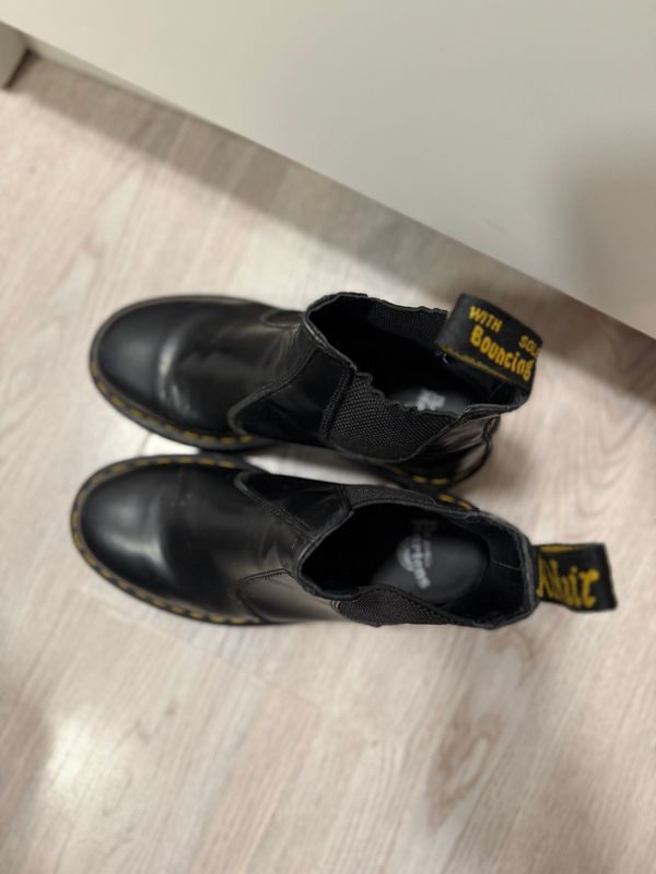 Dr Martens - platform chelsea boots 4