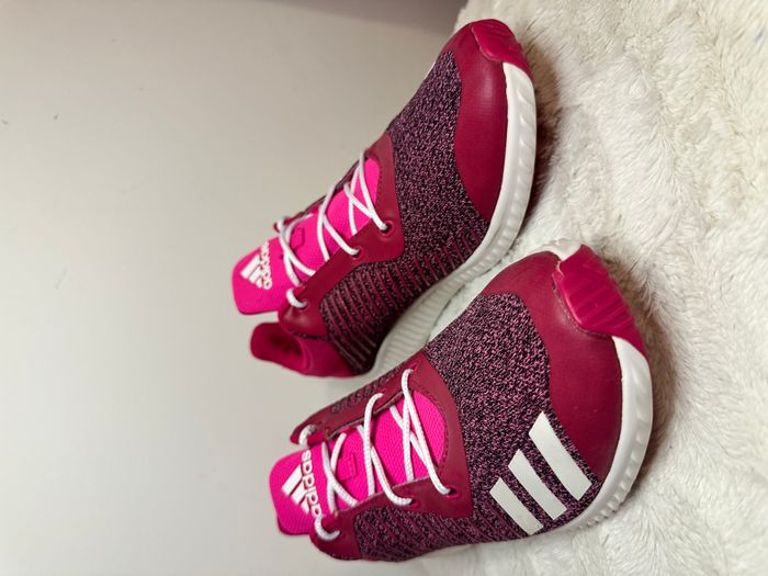 Addidas Cloud Foam 2