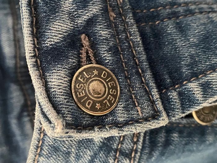 Diesel Pantolla 5