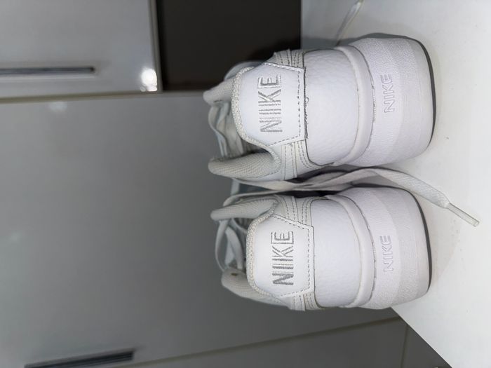 Patika per femra NIKE AIR FORCE nr.36 2