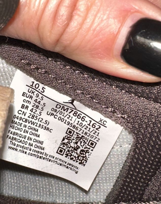 Nike Air Jordan 1 Low OG x Travis Scott – Nr. 44.5 3