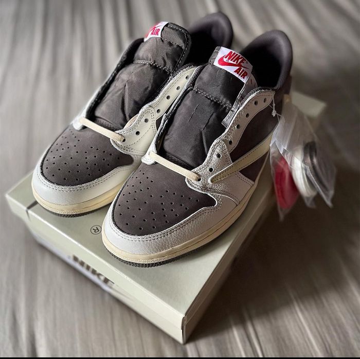 Nike Air Jordan 1 Low OG x Travis Scott – Nr. 44.5 1
