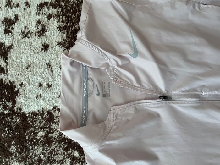 Women’s Nike Jacket 3