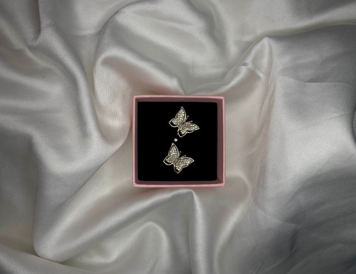  ButerflyeEarrings  2