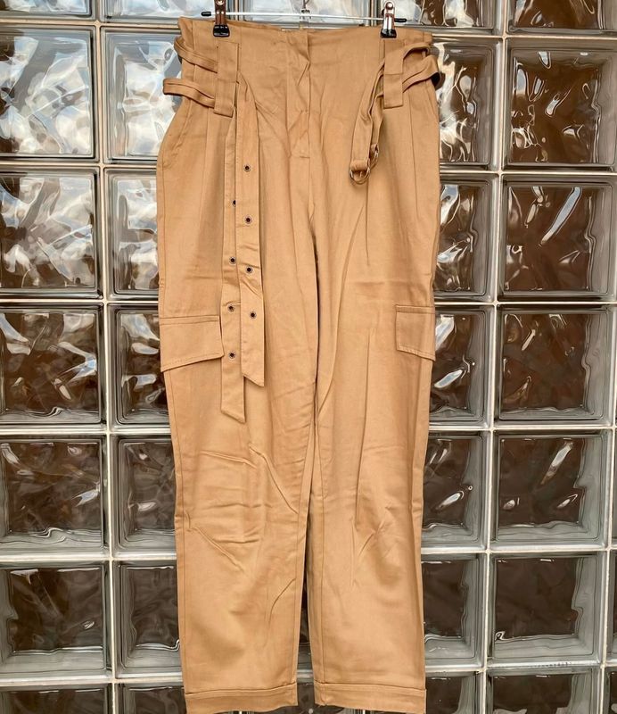 Beige cargo pants  1