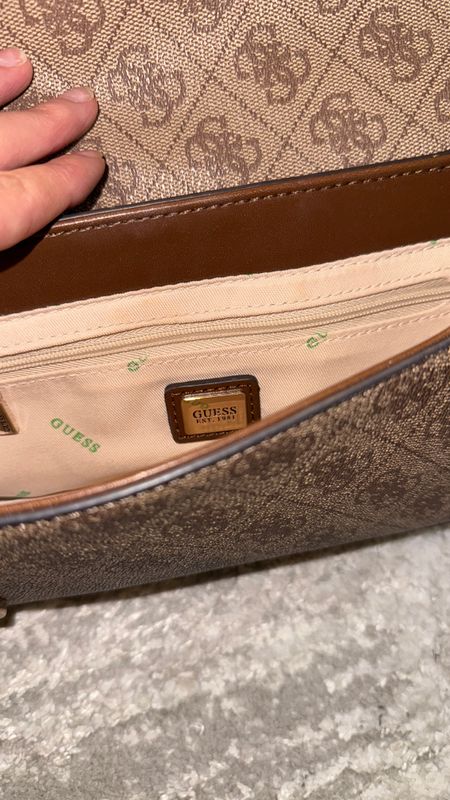 Qantë Guess  2
