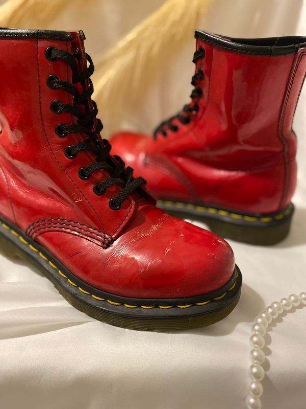 Dr. Martens 4