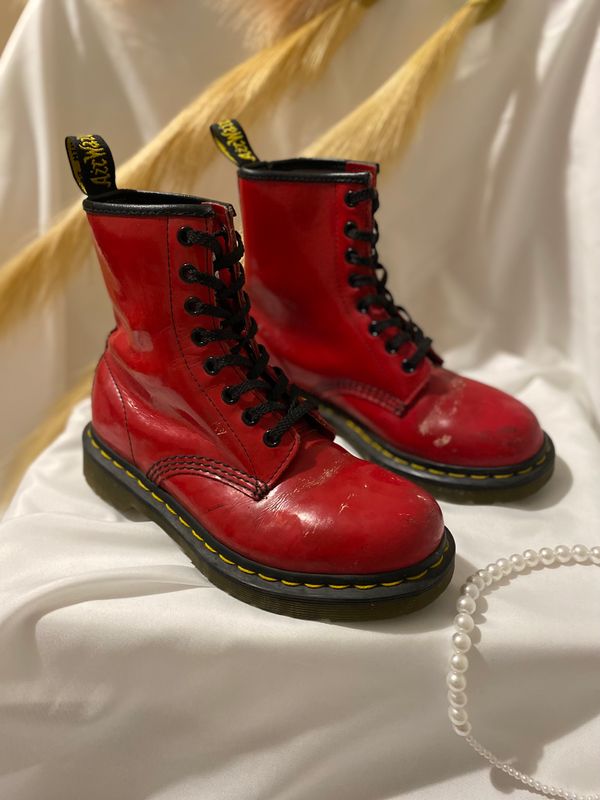 Dr. Martens 2