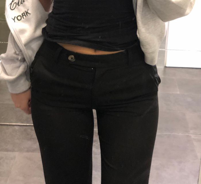 Pantolla Mango 2