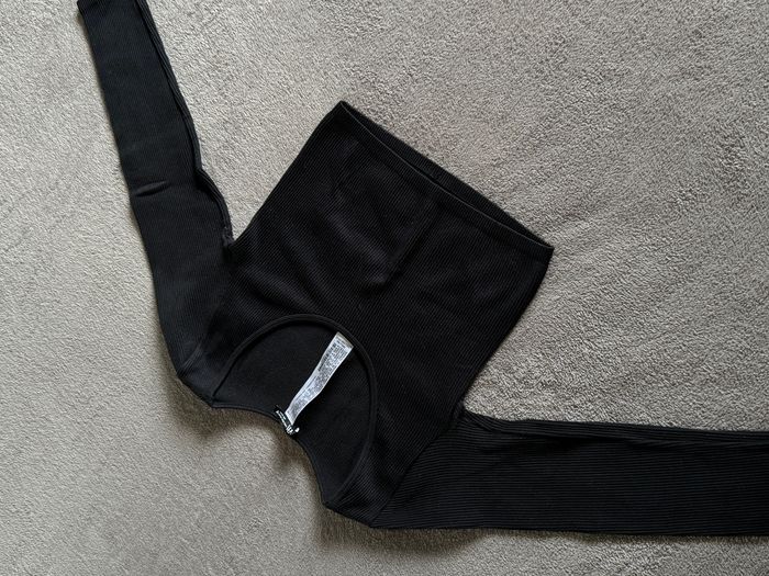 Zara Top  3