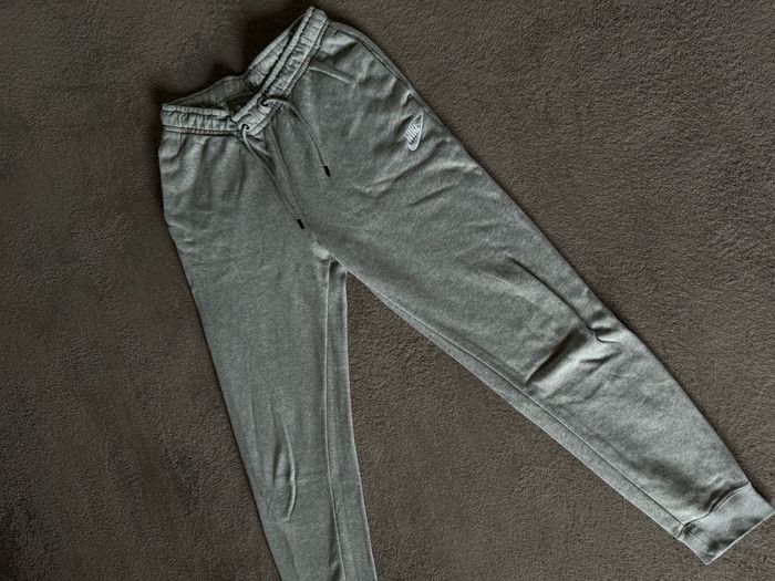 nike joggers 2