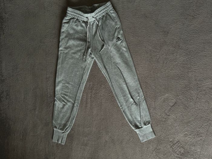 Converse joggers 1