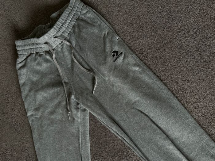 Converse joggers 3