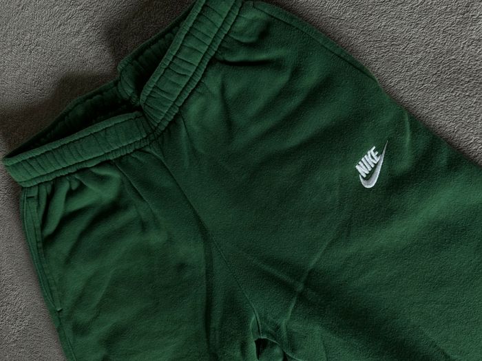 Nike Joggers 4