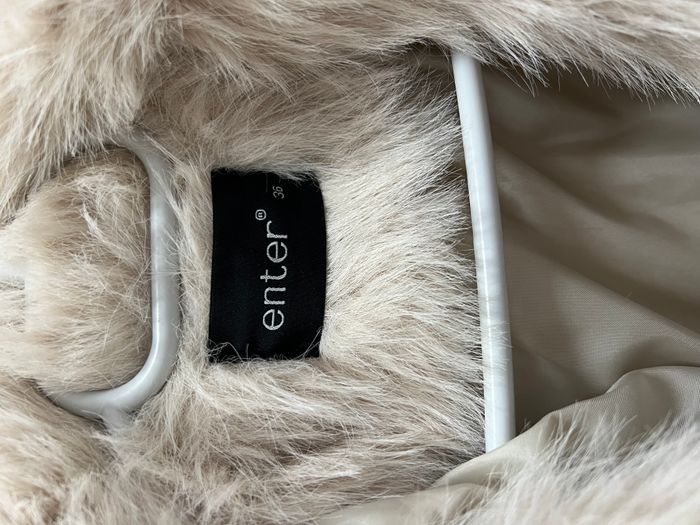 Pallto ’’Enter’’ 3