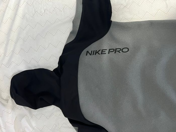 Nike 2