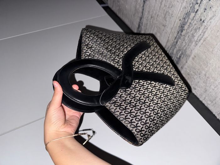 Roberta D’ Camerino monogram bag 2