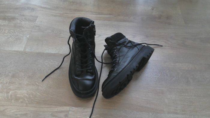 QIZME PER FEMIJE ZARA NR. 33 3